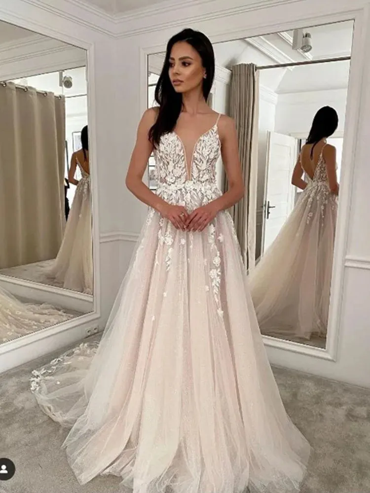 Beach Lace Appliques Sleeveless Wedding Dress 2024 V Neck Bride Dress