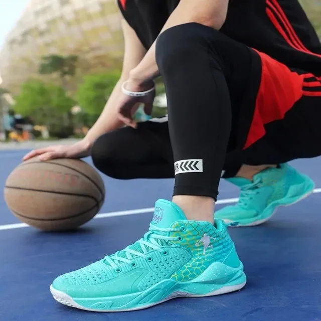 Fashion sneakers with breathable mesh with front laces