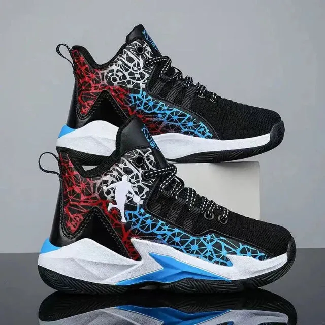 Fashion sneakers with breathable mesh with front laces