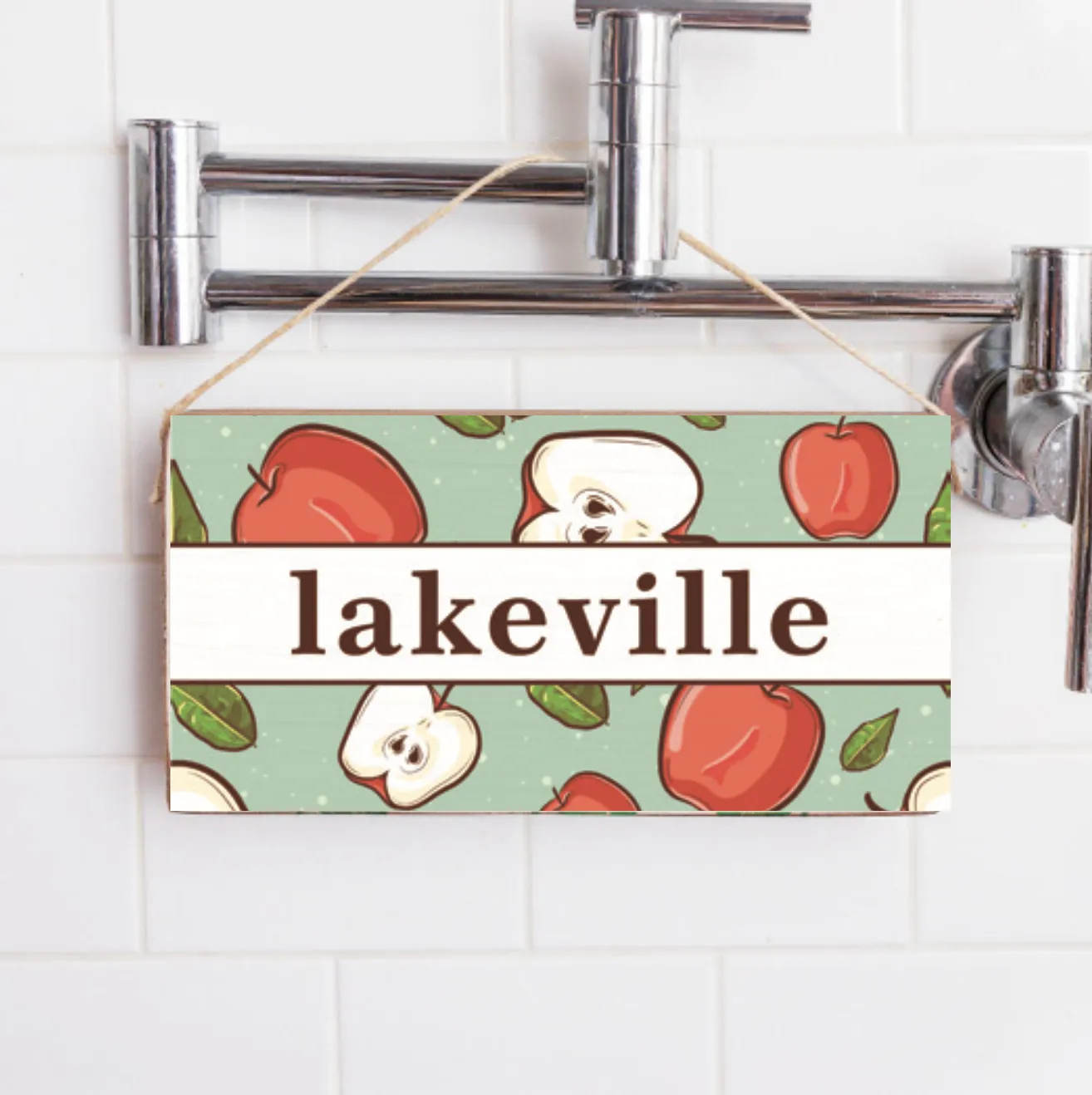 Personalized Welcome Apple Twine Hanging Sign